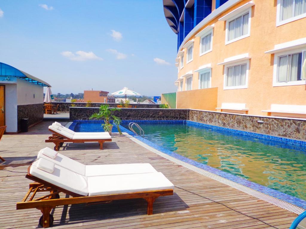 Sapadia Hotel Siantar Pematangsiantar Ngoại thất bức ảnh
