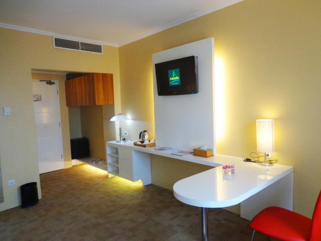 Sapadia Hotel Siantar Pematangsiantar Ngoại thất bức ảnh
