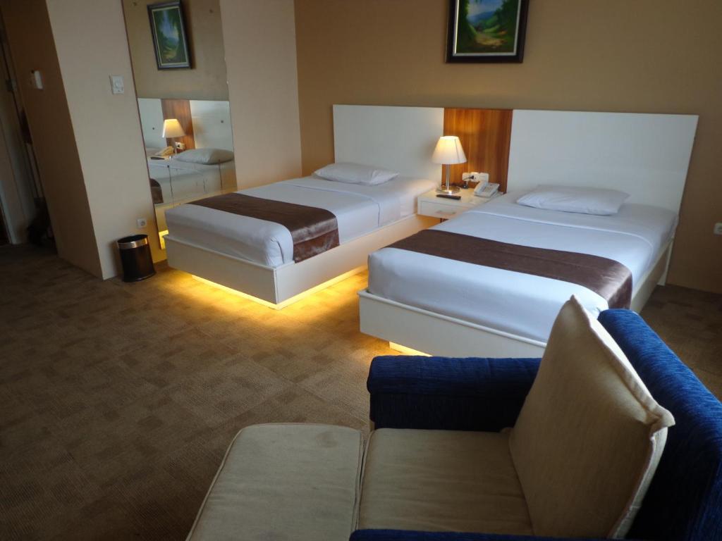 Sapadia Hotel Siantar Pematangsiantar Phòng bức ảnh